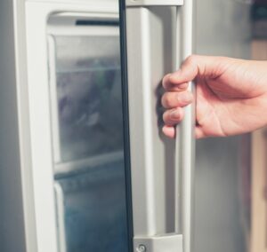 how to replace gasket on freezer door